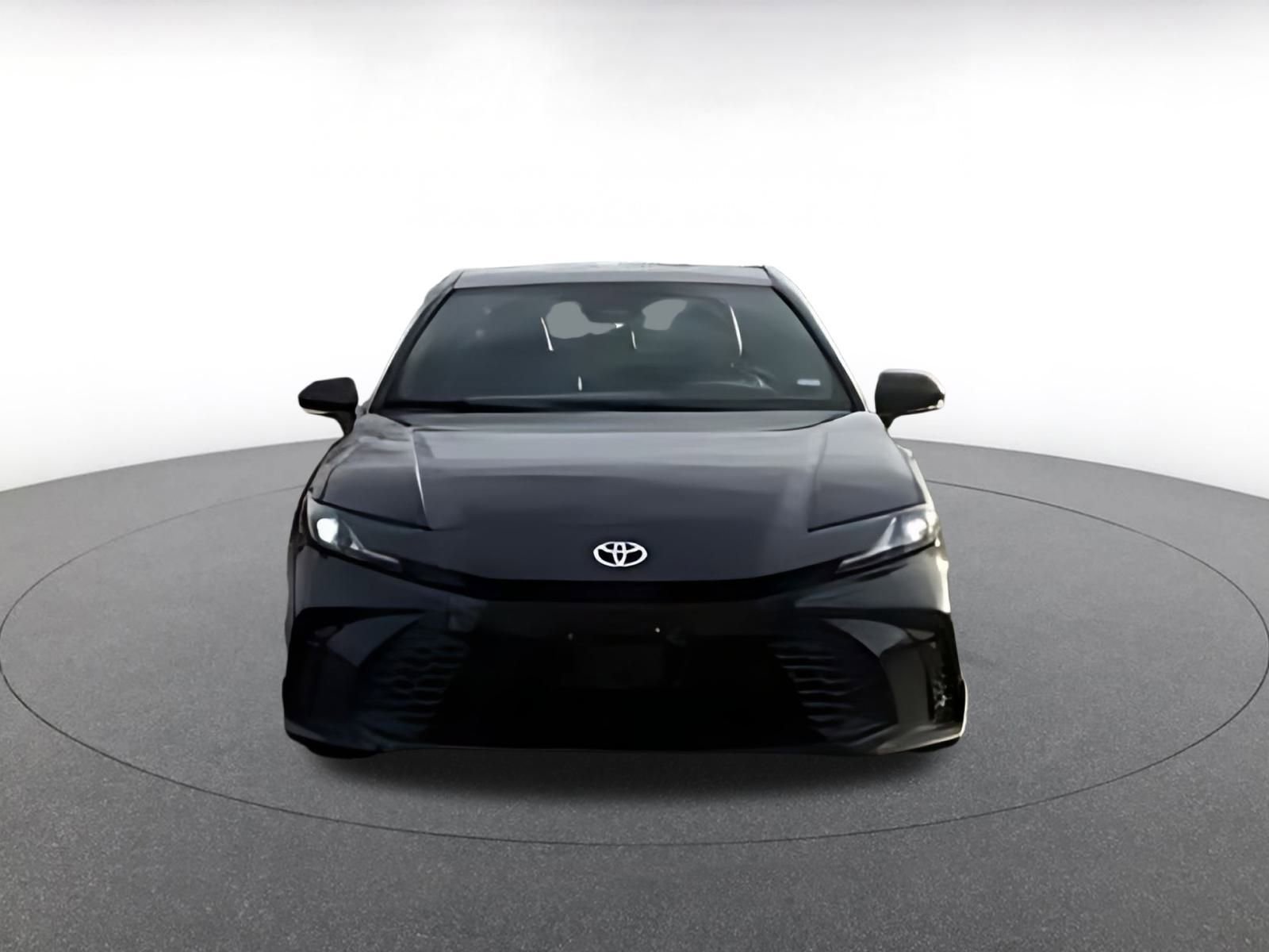 Thumbnail: 2025 Toyota Camry - 15