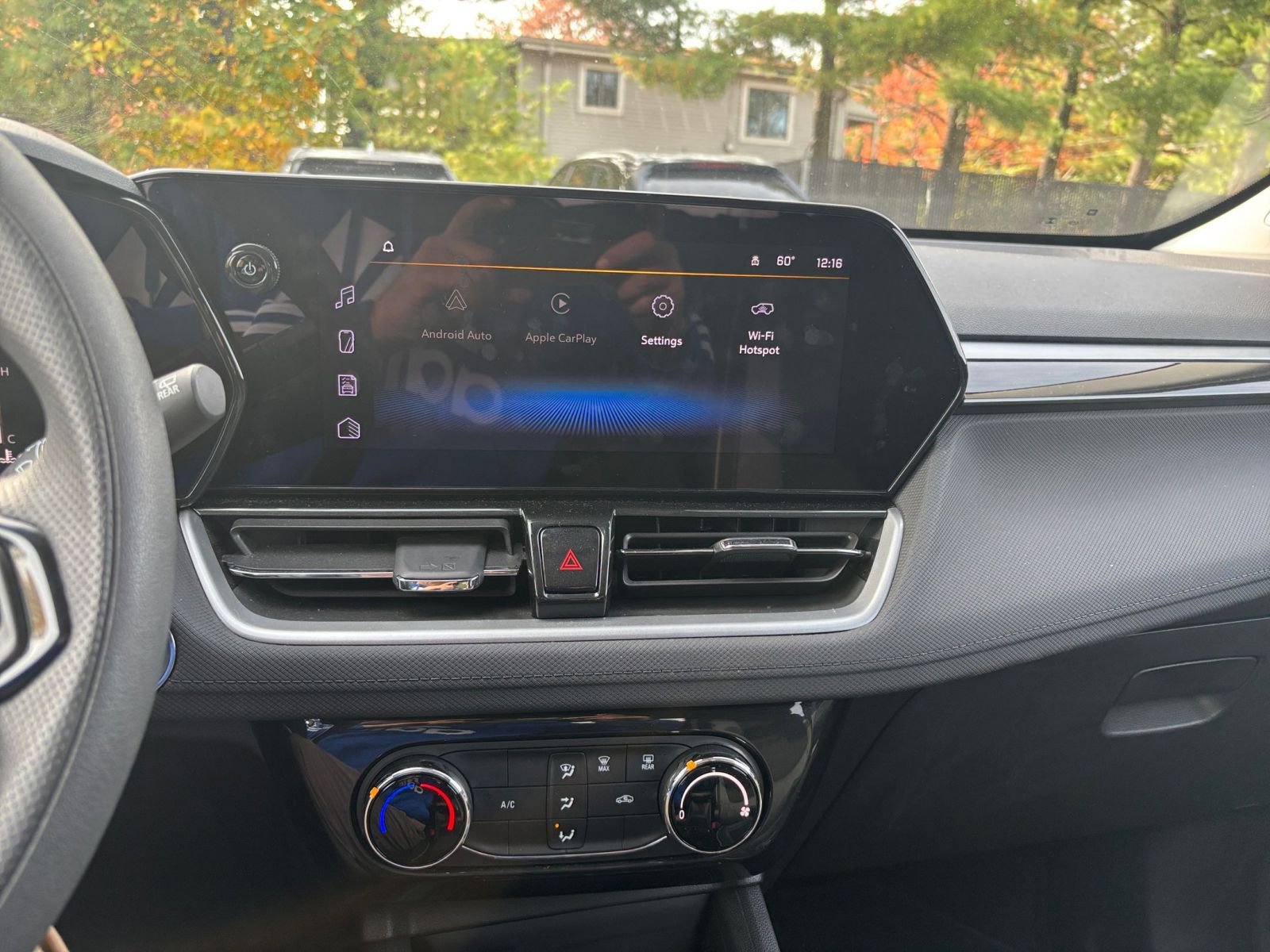 Thumbnail: 2025 Chevrolet TrailBlazer - 21