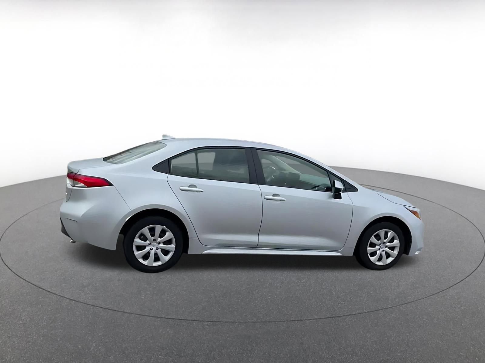 Thumbnail: 2025 Toyota Corolla - 14