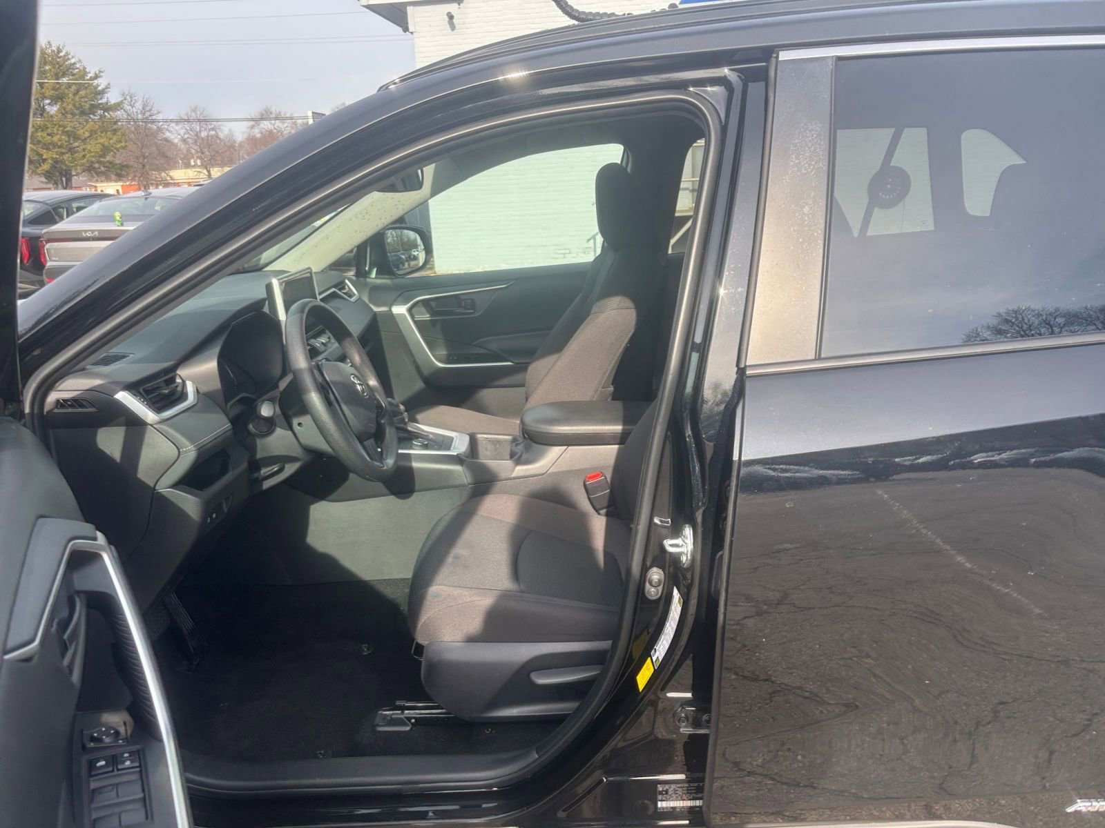 Thumbnail: 2025 Toyota RAV4 - 24