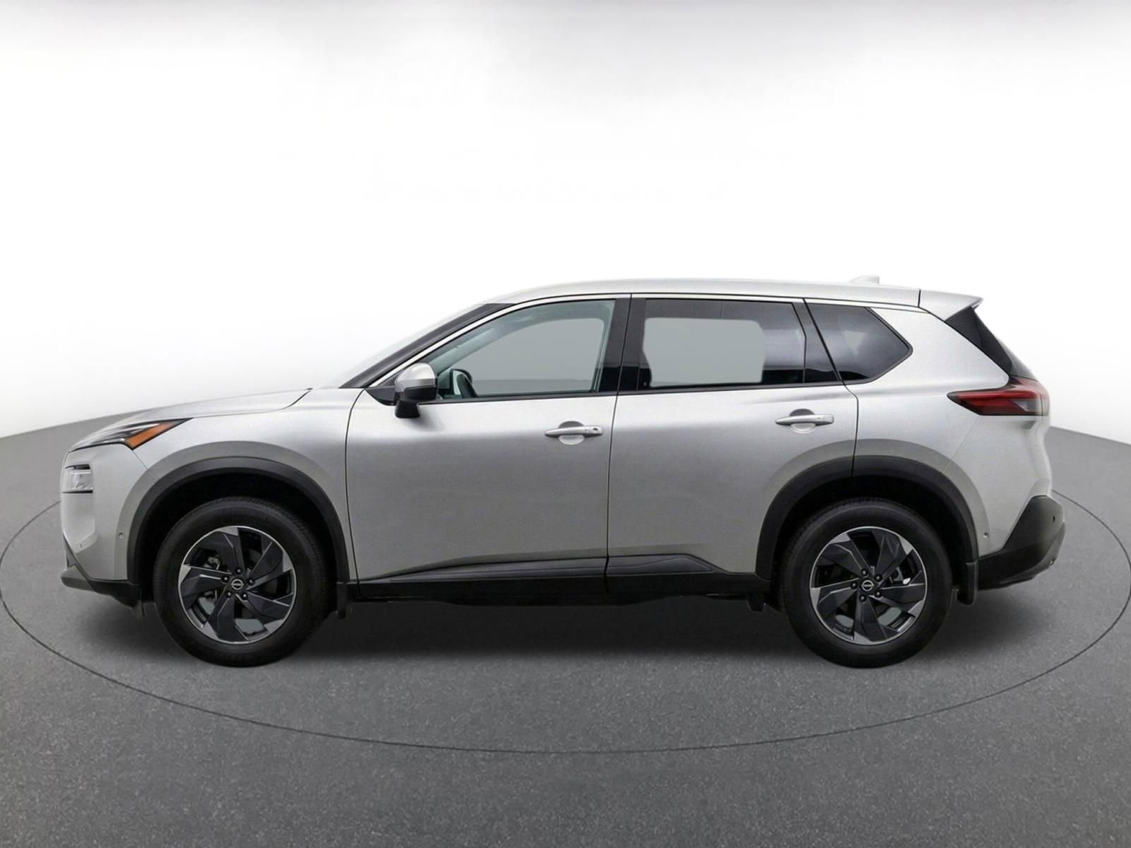 Thumbnail: 2025 Nissan Rogue - 4