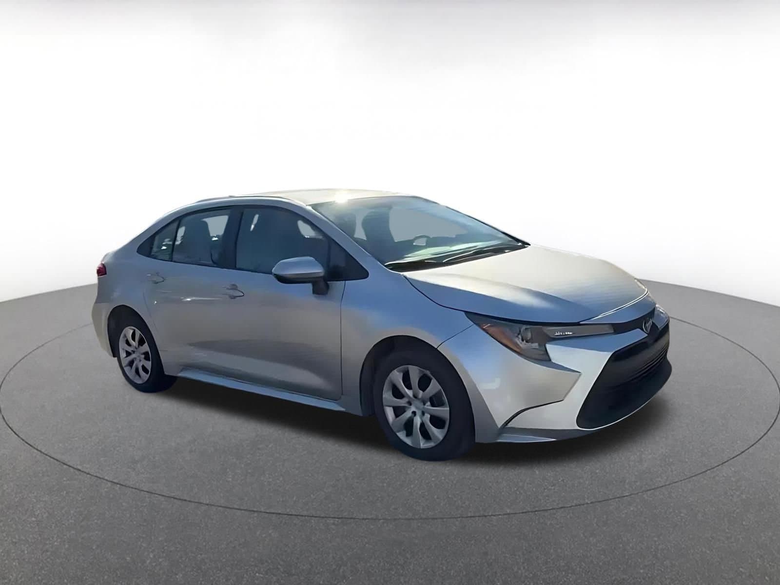 Thumbnail: 2025 Toyota Corolla - 2