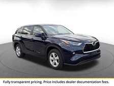 2025 Toyota Highlander LE -
                  St. Louis, MO