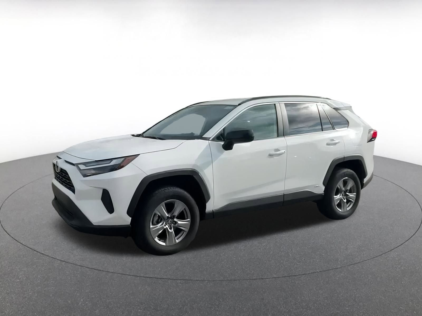 Thumbnail: 2025 Toyota RAV4 - 8