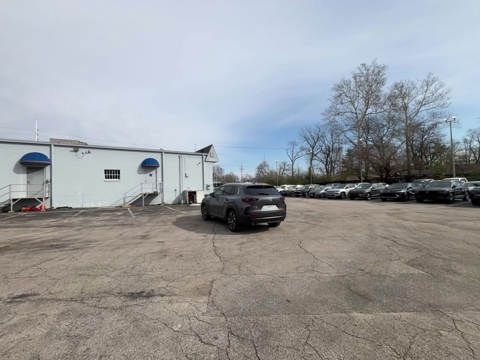 Thumbnail: 2025 Mazda CX-50 - 15