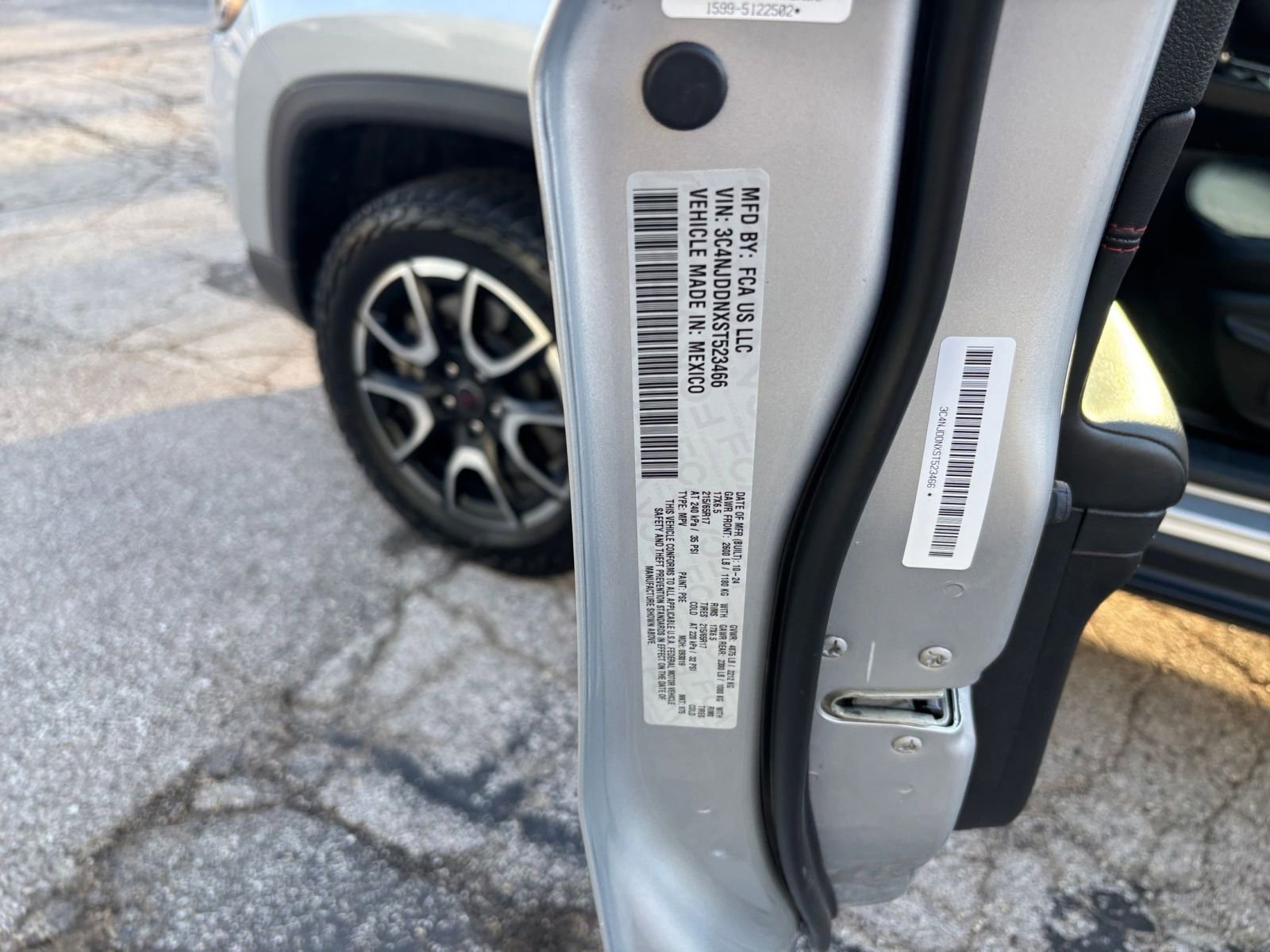 Thumbnail: 2025 Jeep Compass - 27