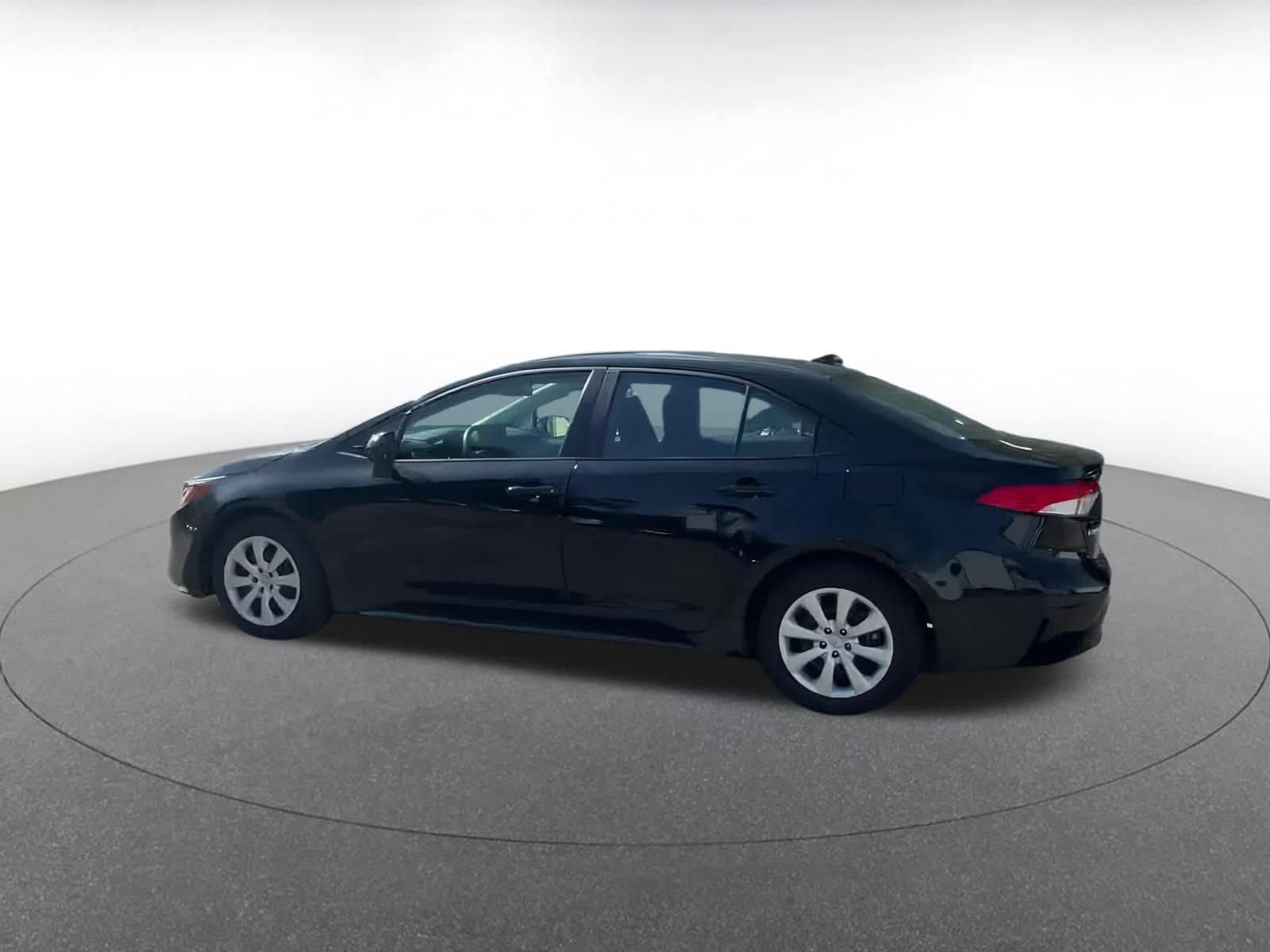 Thumbnail: 2024 Toyota Corolla - 8