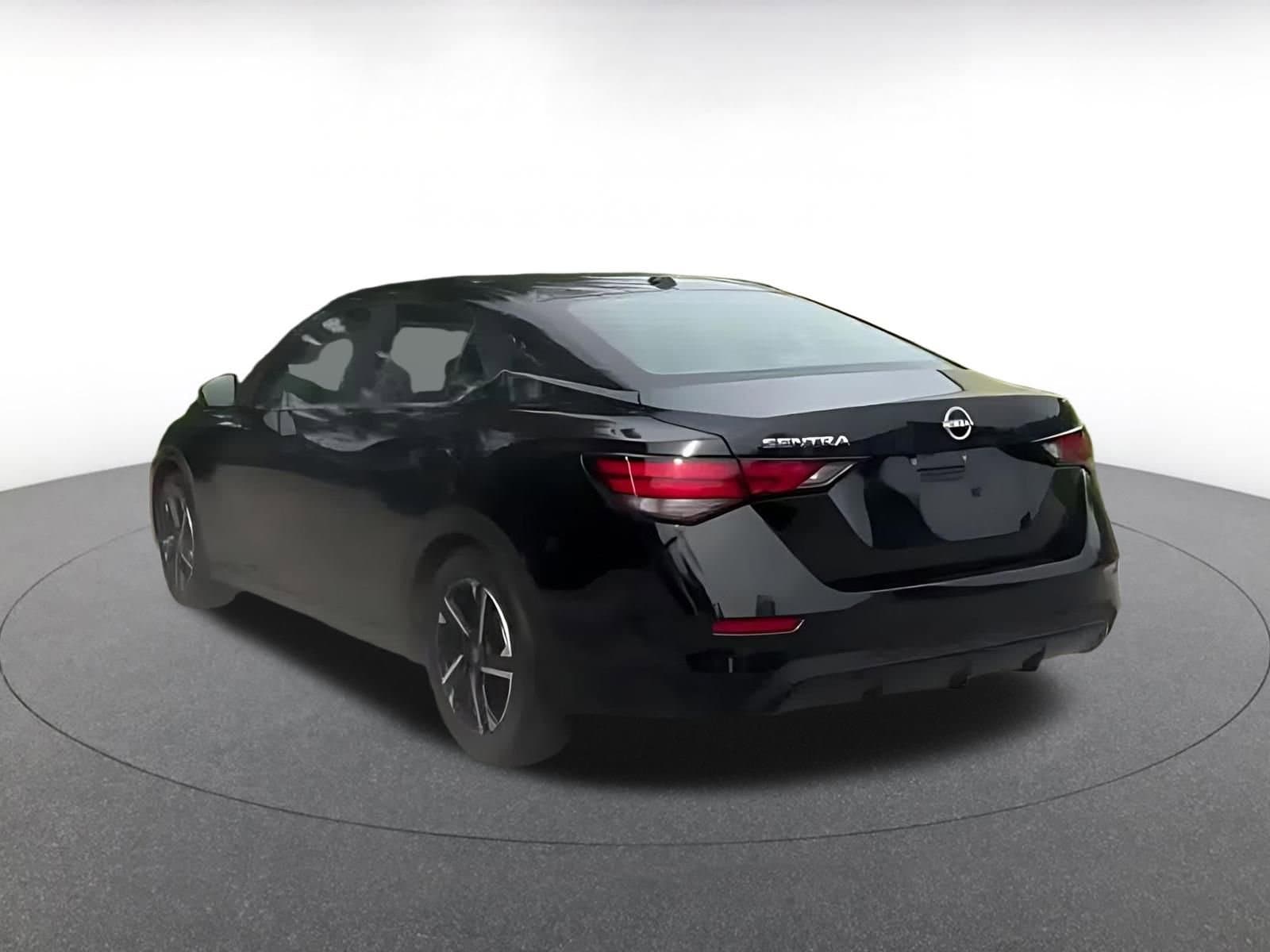 Thumbnail: 2025 Nissan Sentra - 11