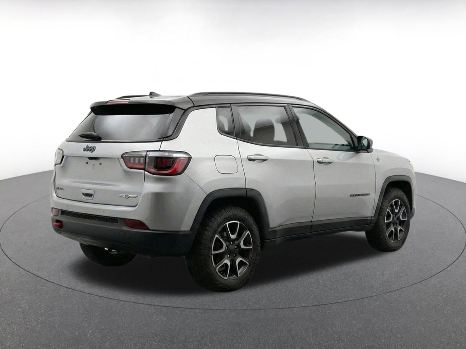 Thumbnail: 2025 Jeep Compass - 9