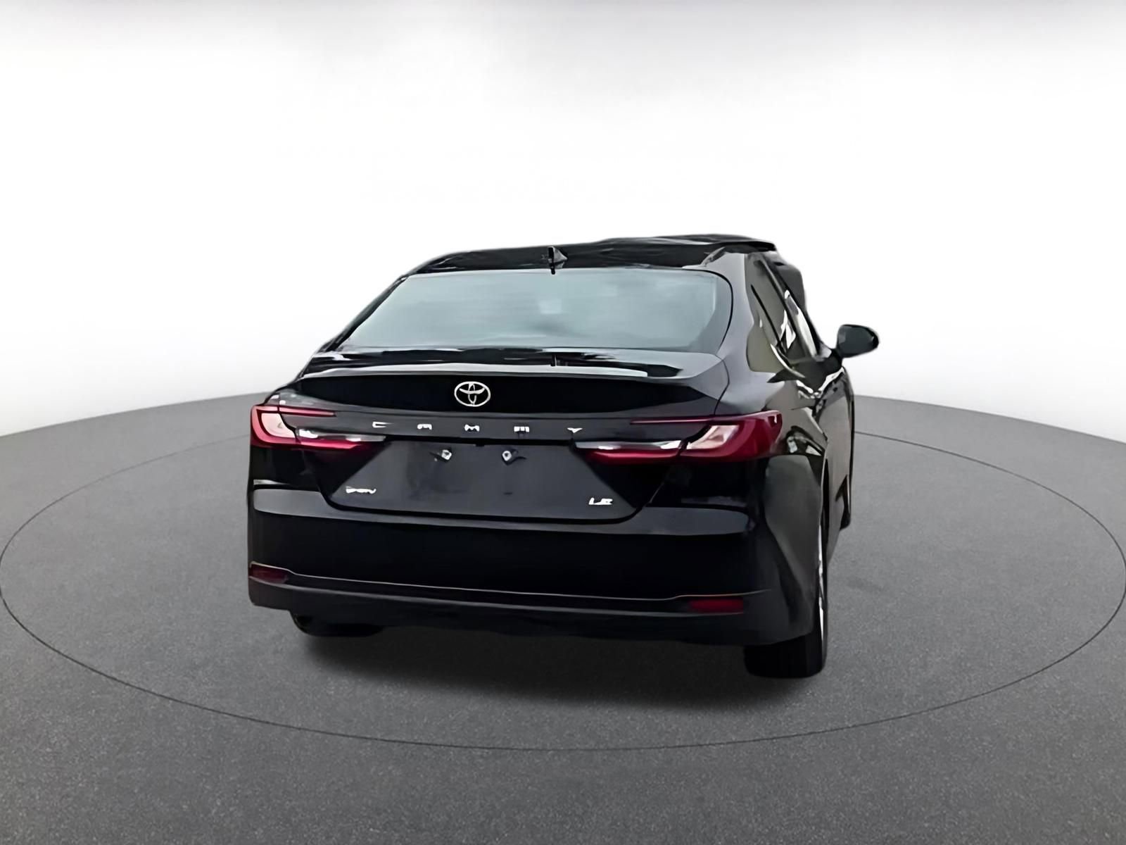 Thumbnail: 2025 Toyota Camry - 10