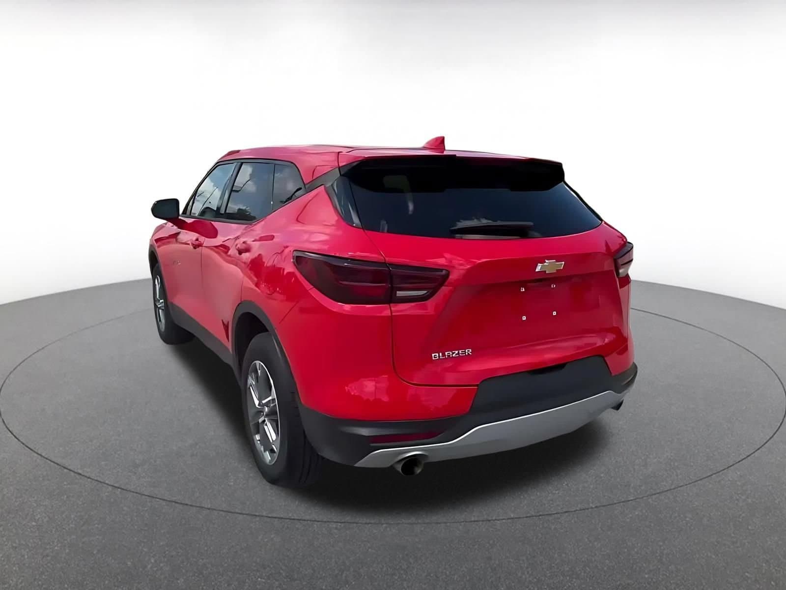 Thumbnail: 2026 Chevrolet Blazer - 10