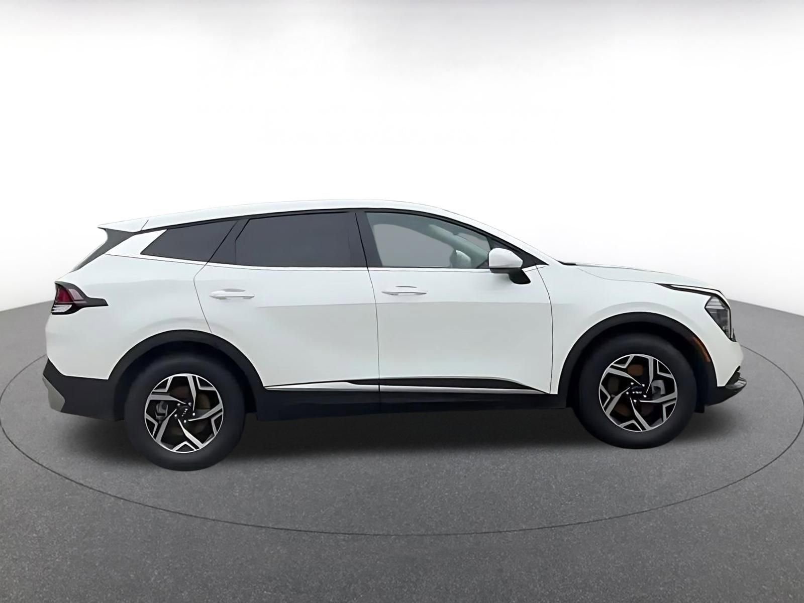 Thumbnail: 2025 Kia Sportage - 15