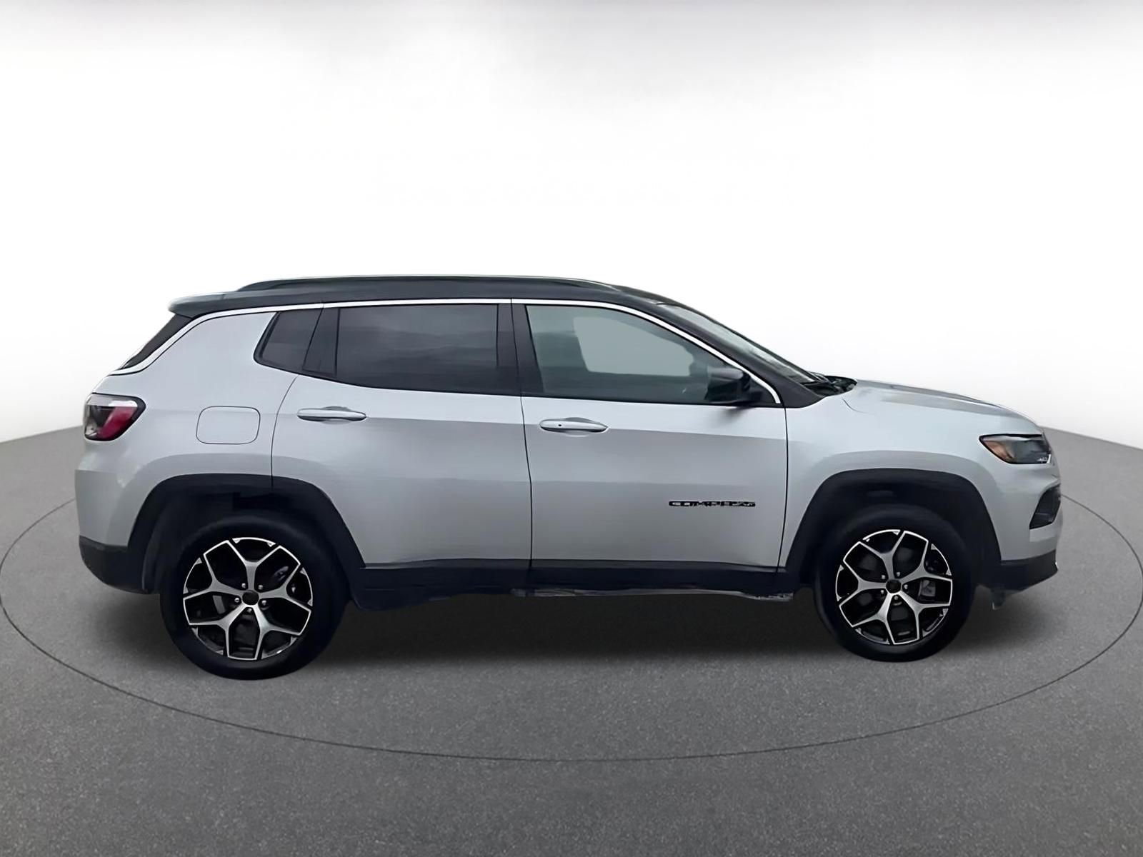 Thumbnail: 2025 Jeep Compass - 15