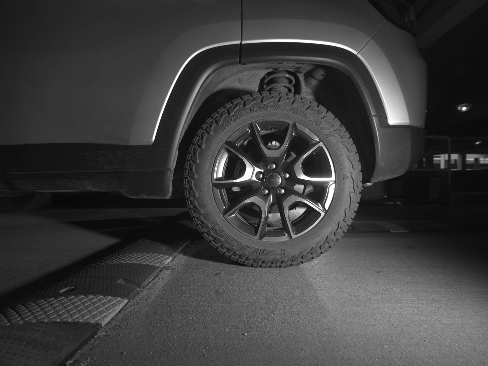 Thumbnail: 2025 Jeep Compass - 17
