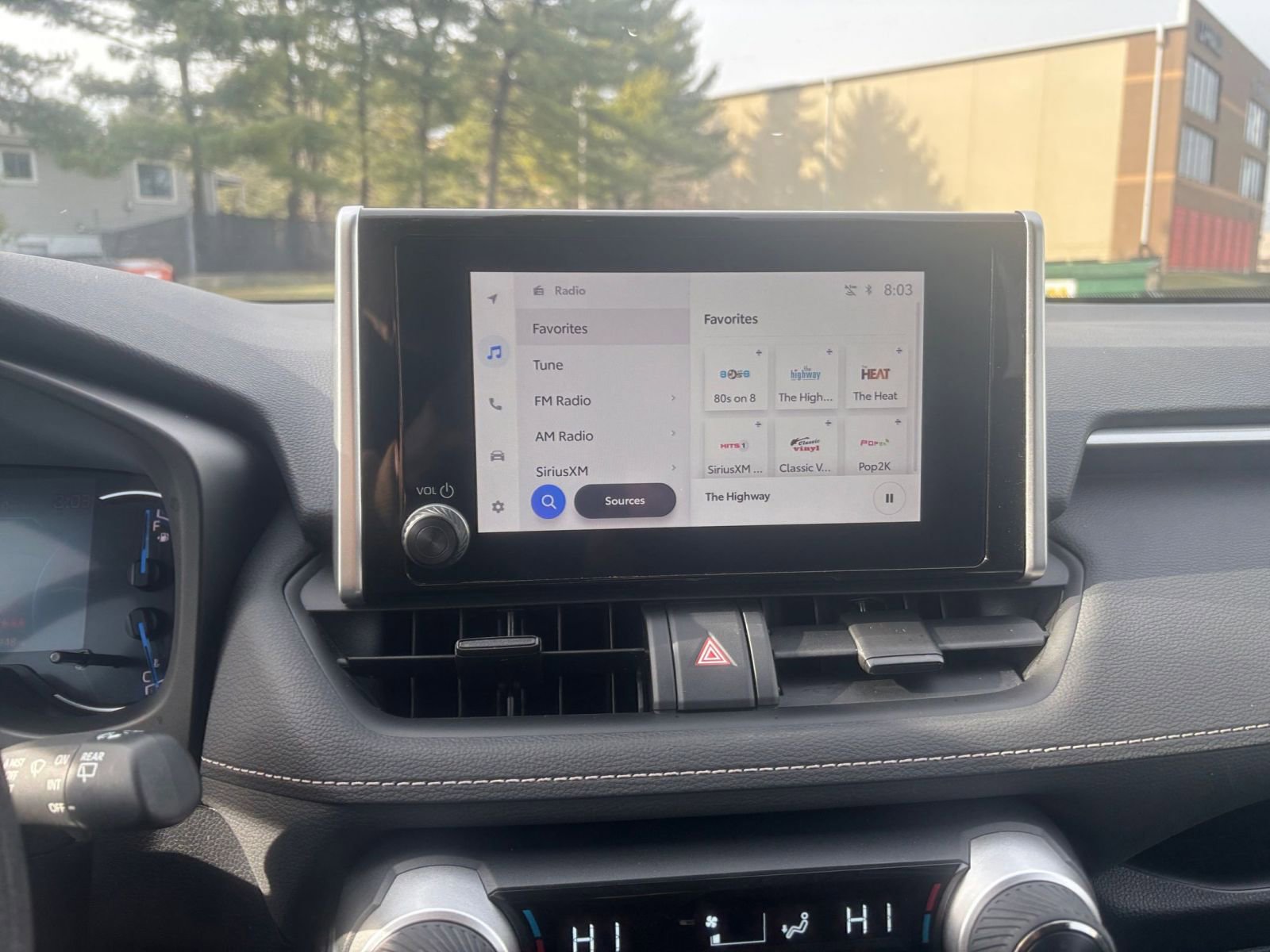 Thumbnail: 2025 Toyota RAV4 - 21