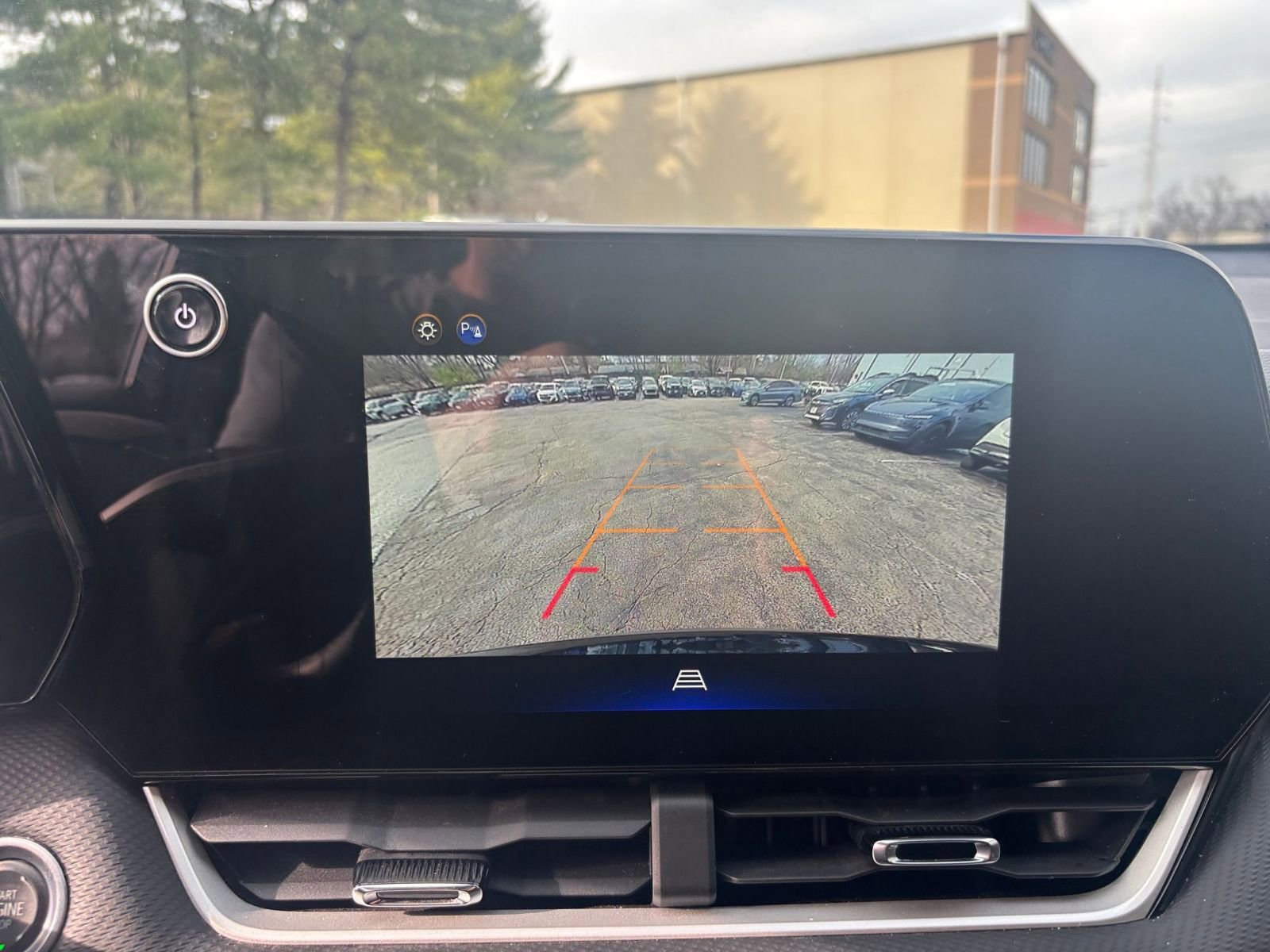 Thumbnail: 2025 Chevrolet Equinox - 17