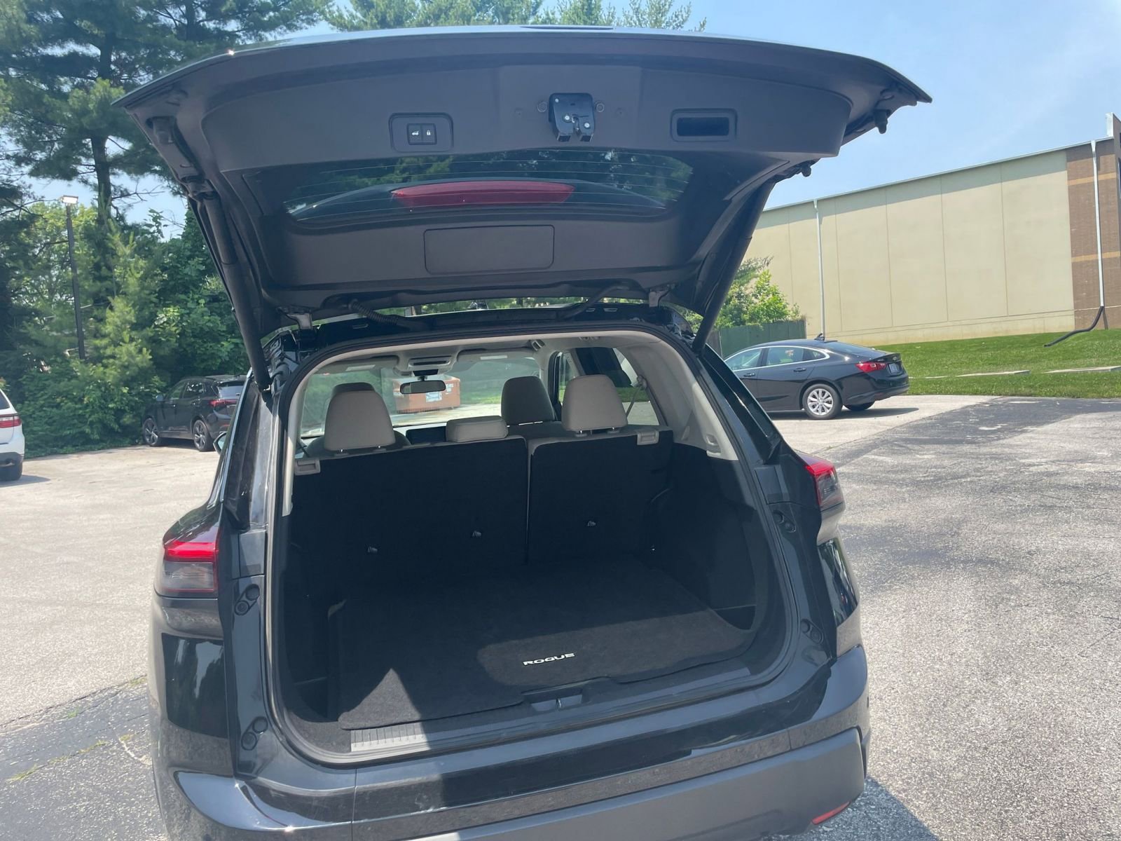 Thumbnail: 2024 Nissan Rogue - 31