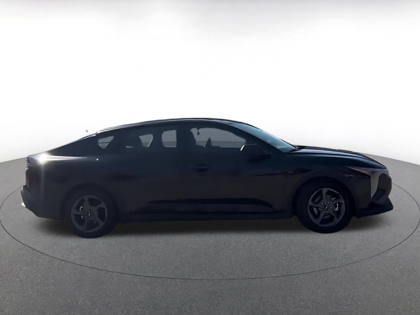 Thumbnail: 2025 Kia K4 - 8