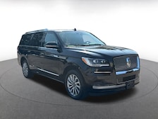 2024 Lincoln Navigator L Premiere -
                  St. Louis, MO