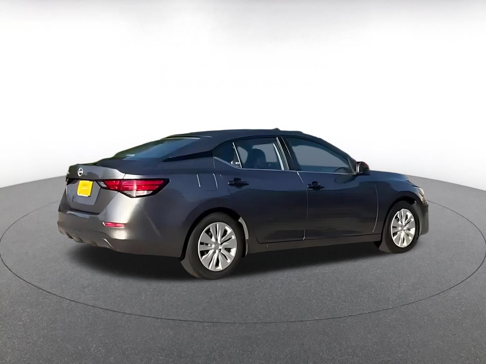 Thumbnail: 2025 Nissan Sentra - 12