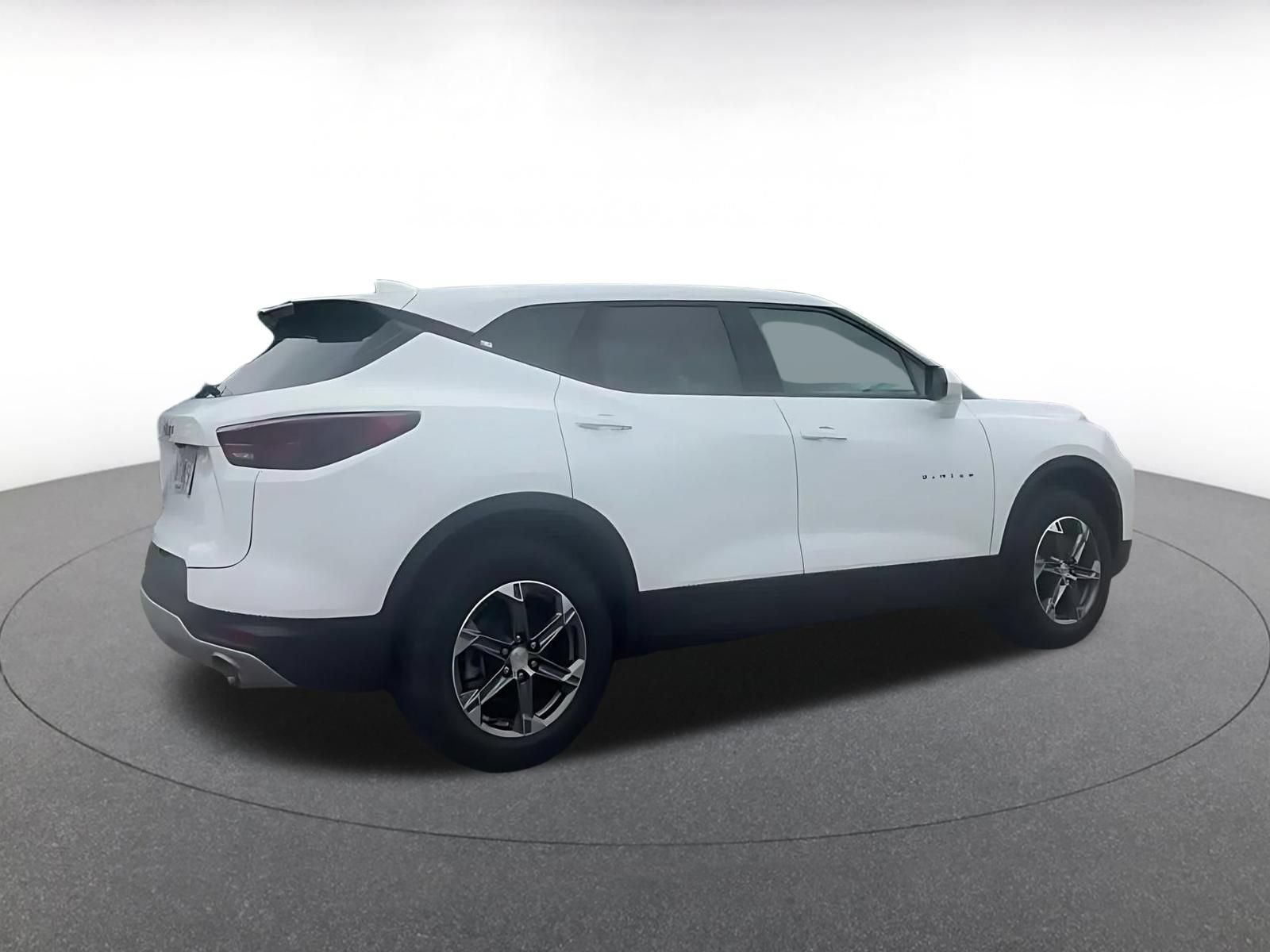 Thumbnail: 2025 Chevrolet Blazer - 14