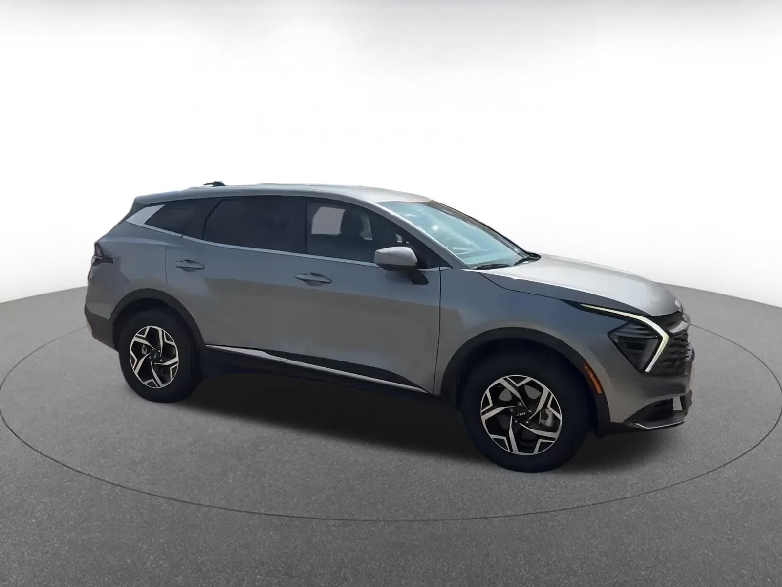 Thumbnail: 2024 Kia Sportage - 2