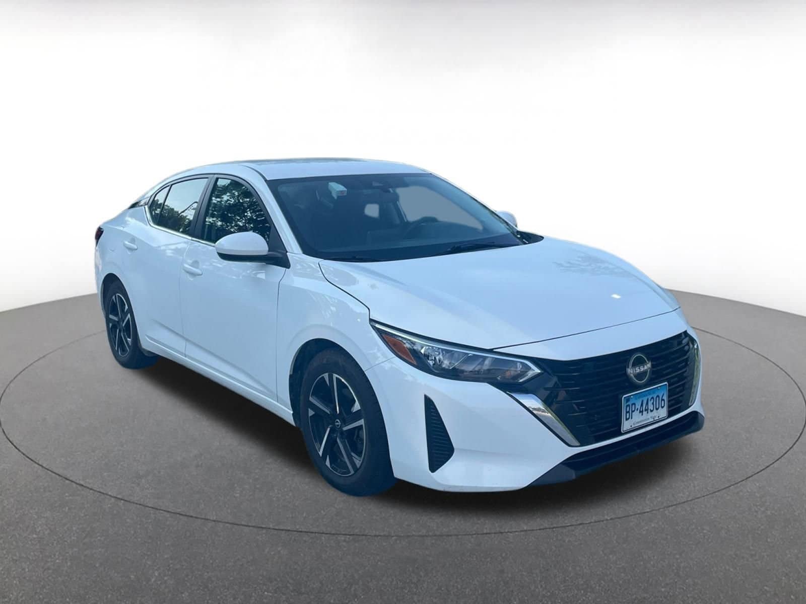 Thumbnail: 2024 Nissan Sentra - 1
