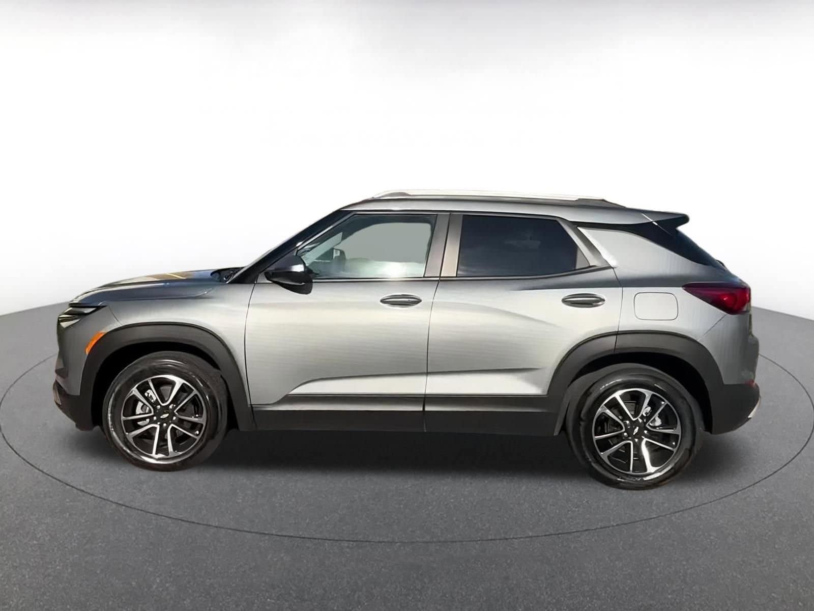 Thumbnail: 2025 Chevrolet TrailBlazer - 9