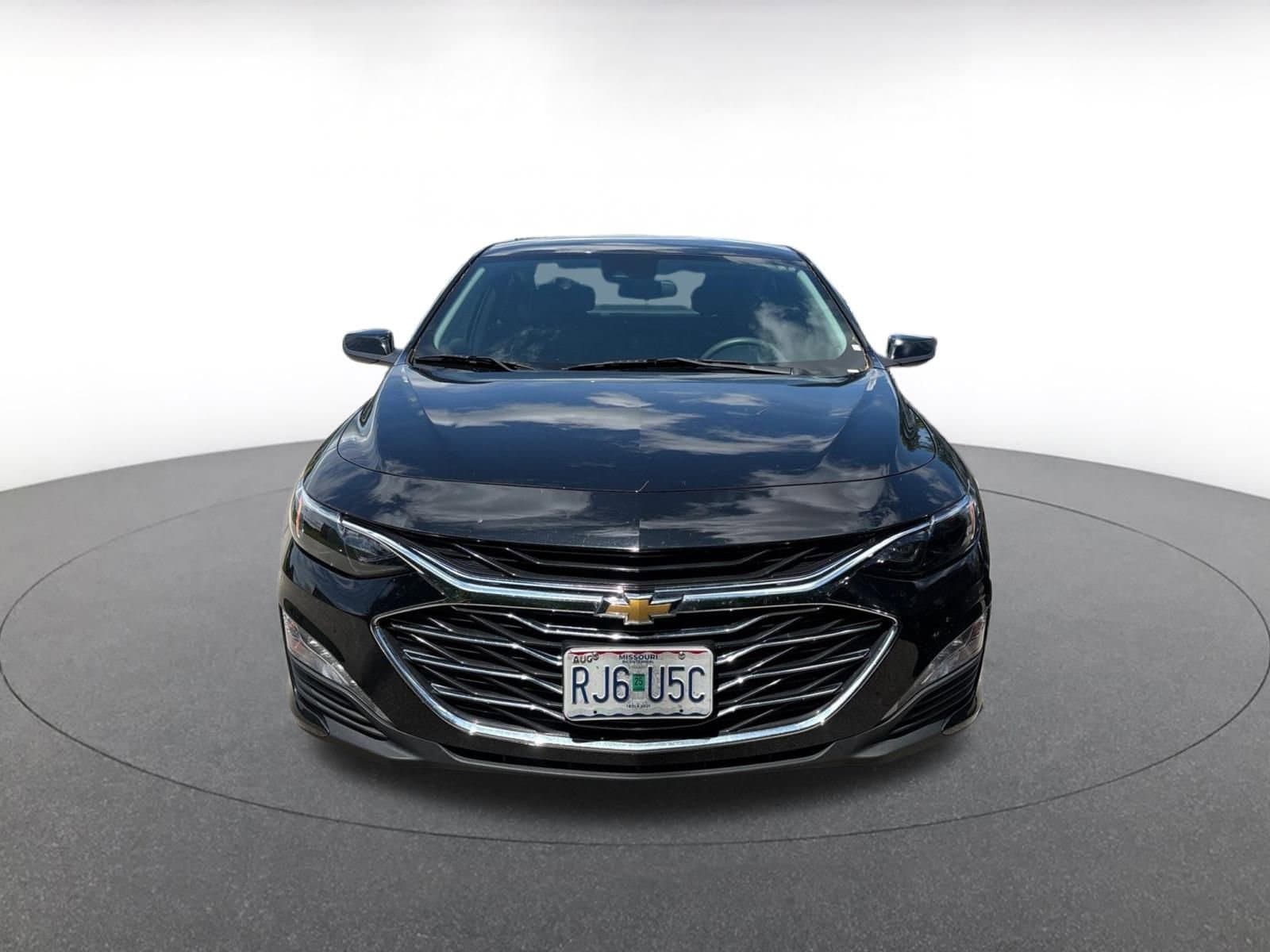 Thumbnail: 2023 Chevrolet Malibu - 2