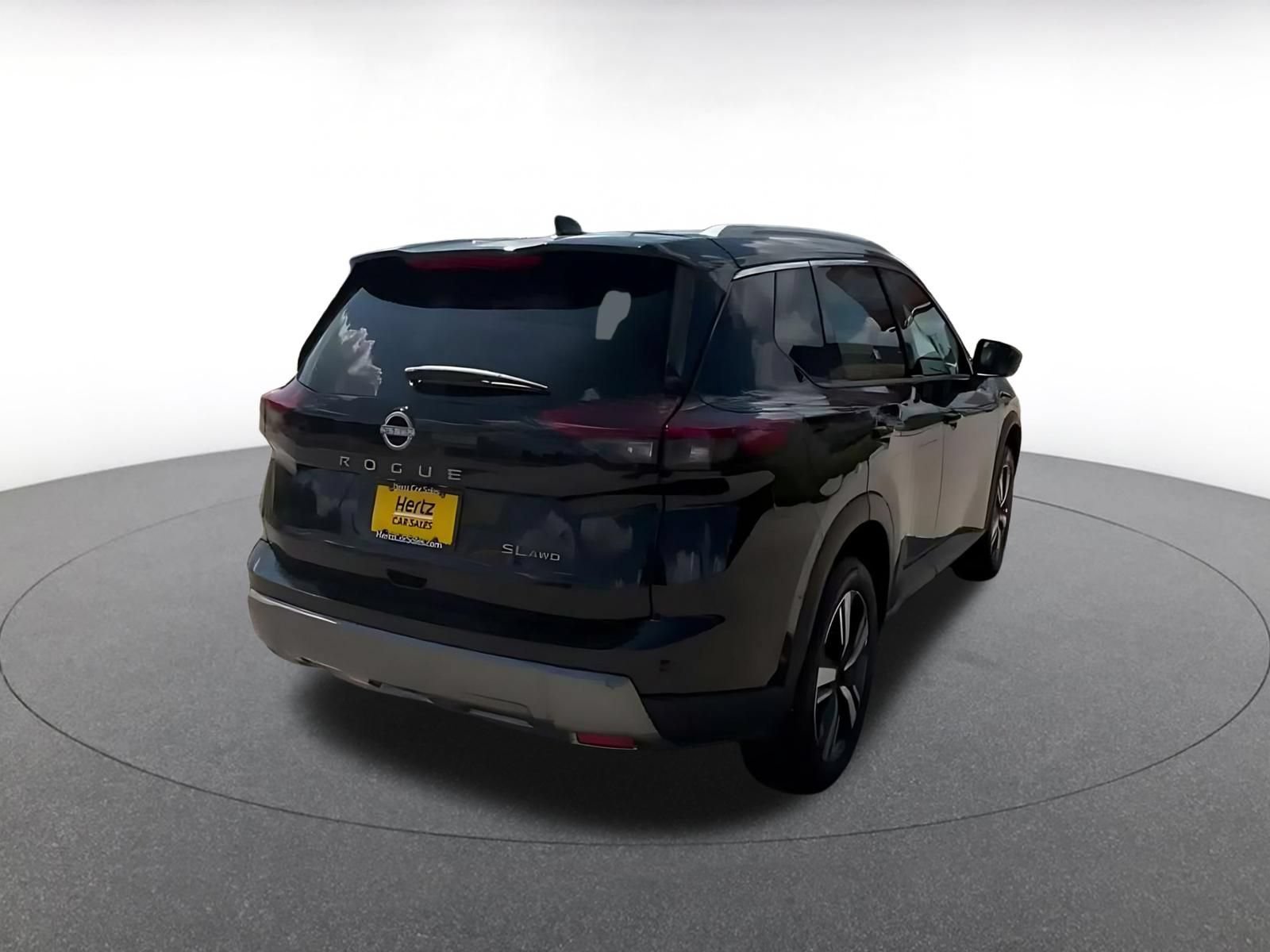Thumbnail: 2026 Nissan Rogue - 13
