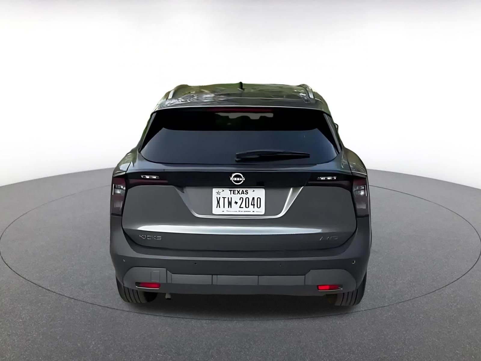 Thumbnail: 2026 Nissan Kicks - 12