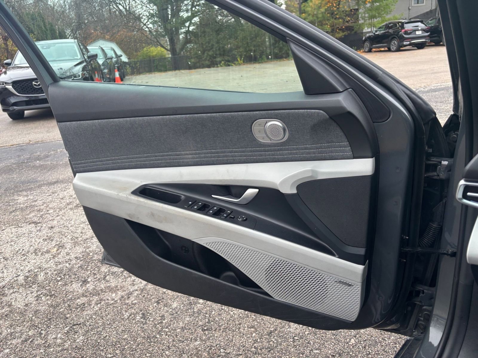 Thumbnail: 2025 Hyundai Elantra - 20