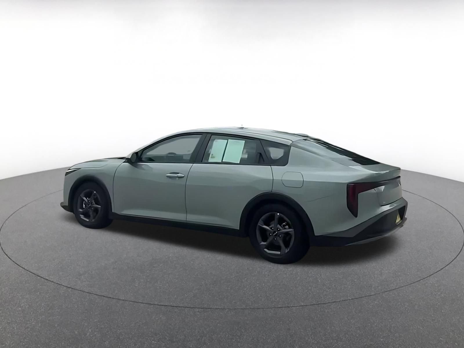 Thumbnail: 2026 Kia K4 - 14