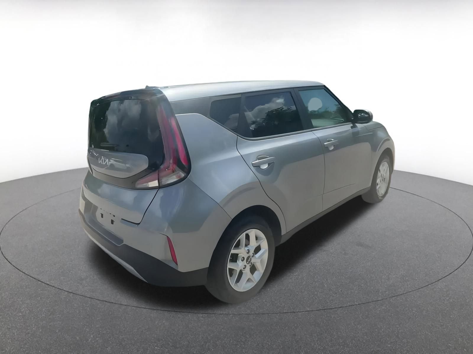 Thumbnail: 2023 Kia Soul - 15