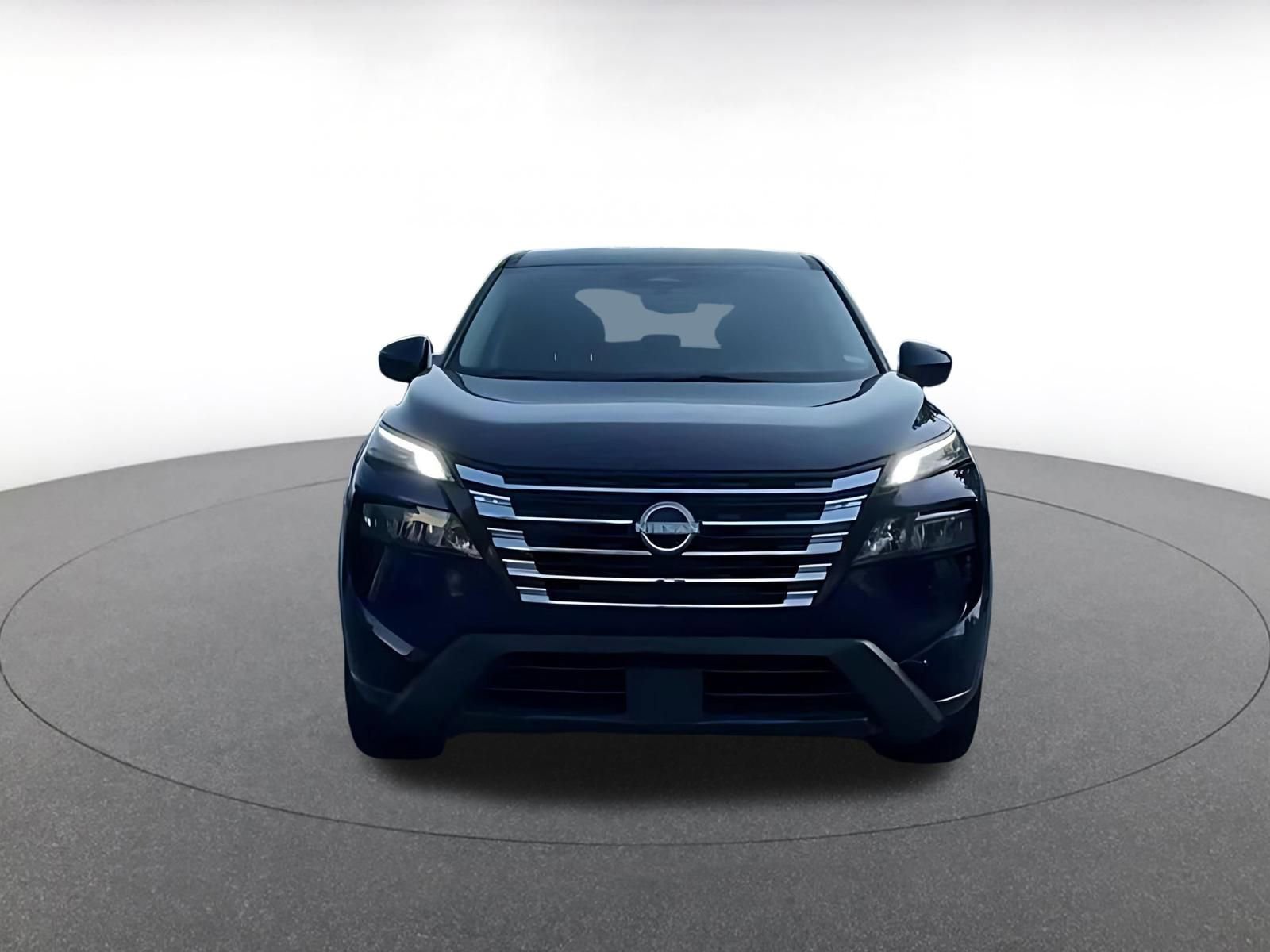 Thumbnail: 2025 Nissan Rogue - 4