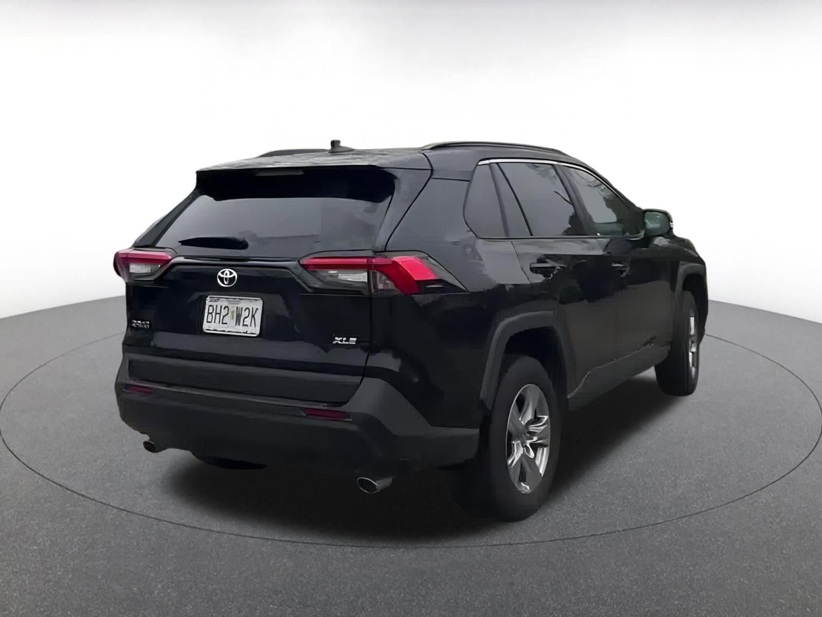 Thumbnail: 2025 Toyota RAV4 - 14