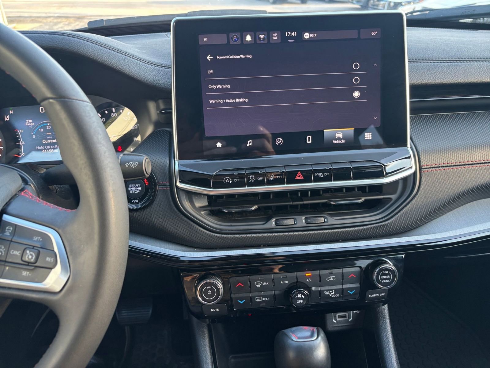 Thumbnail: 2025 Jeep Compass - 17