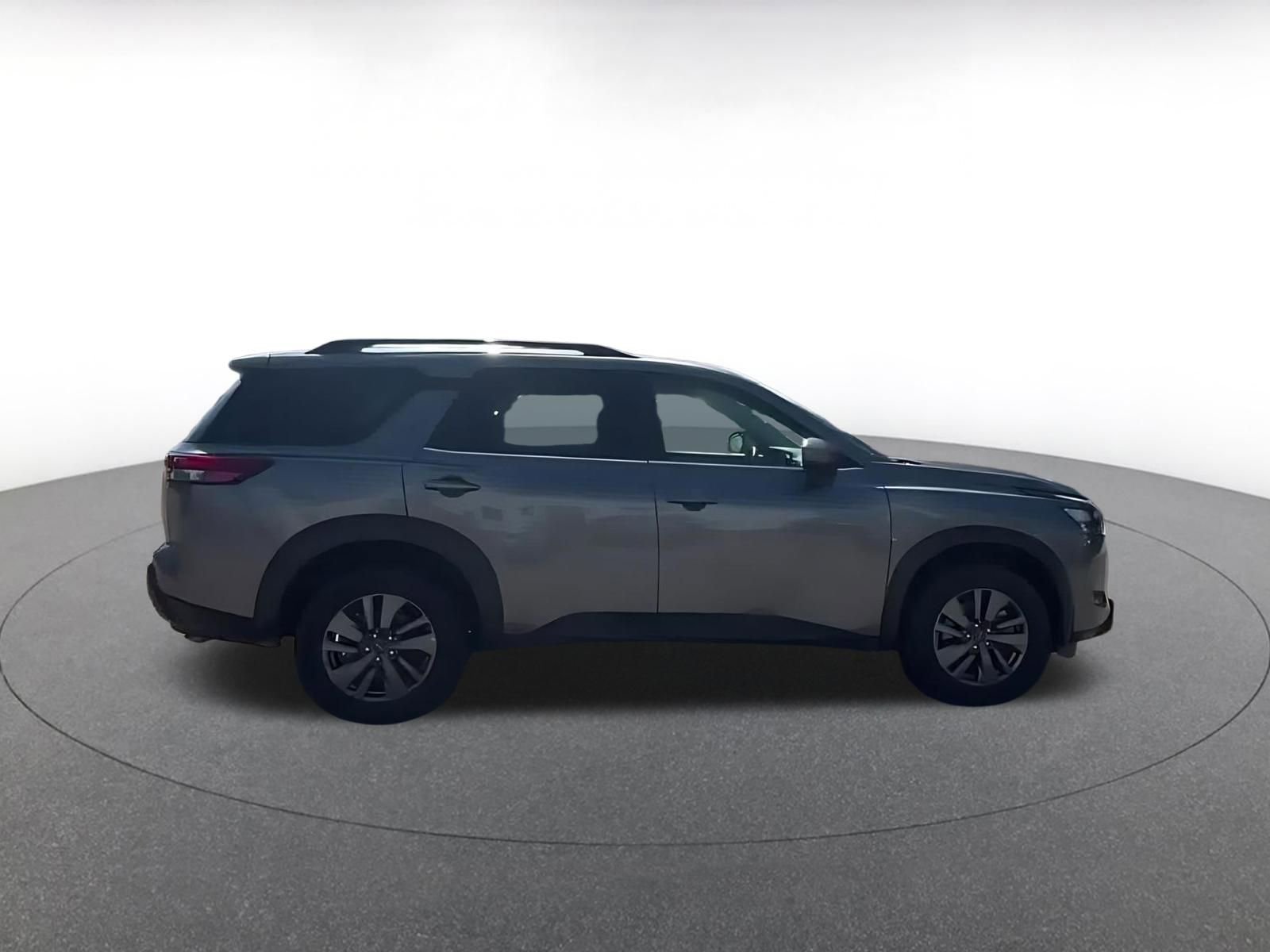 Thumbnail: 2025 Nissan Pathfinder - 12