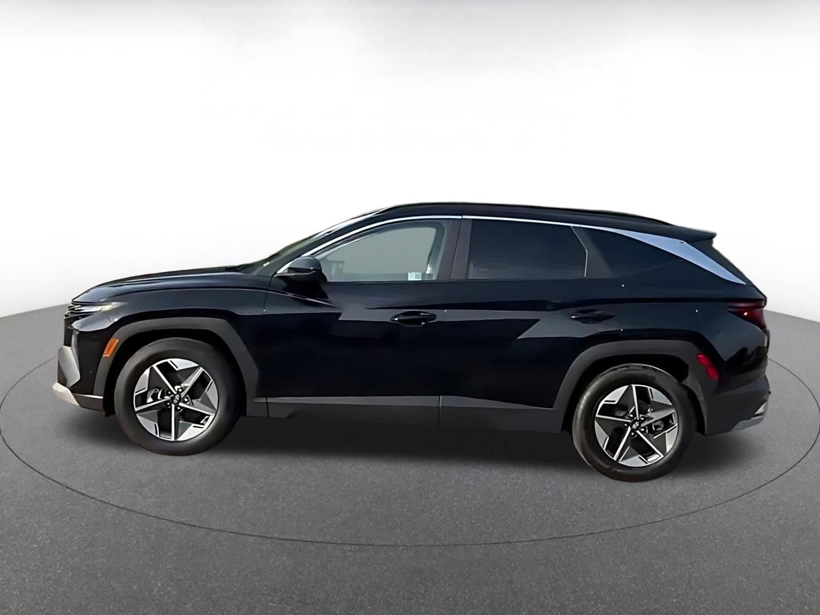 Thumbnail: 2025 Hyundai Tucson - 10