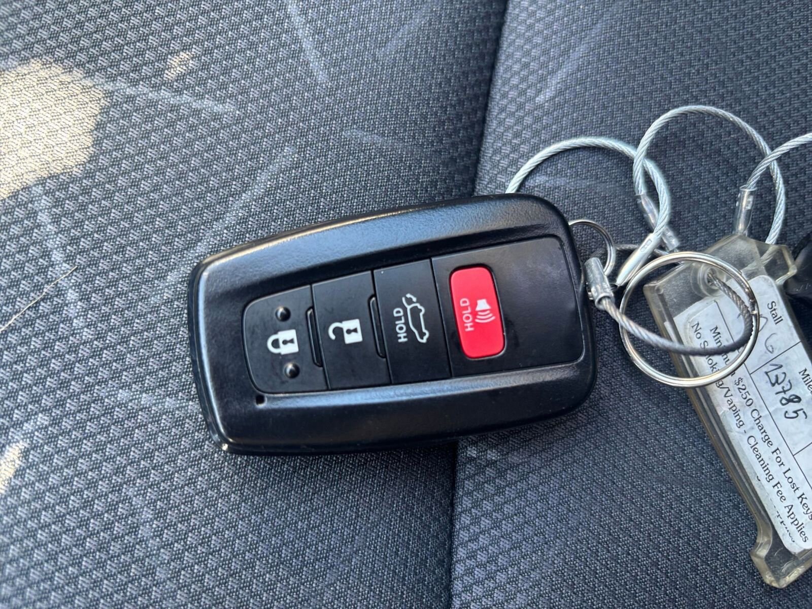 Thumbnail: 2025 Toyota RAV4 - 22