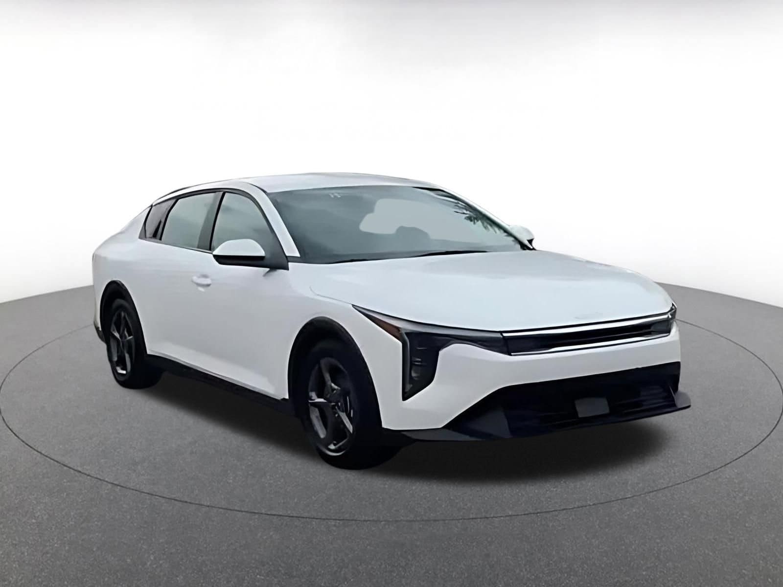 Thumbnail: 2025 Kia K4 - 3