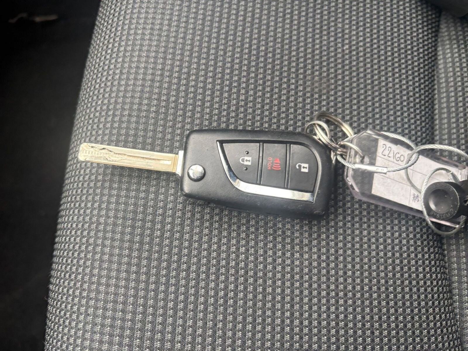 Thumbnail: 2025 Toyota RAV4 - 22