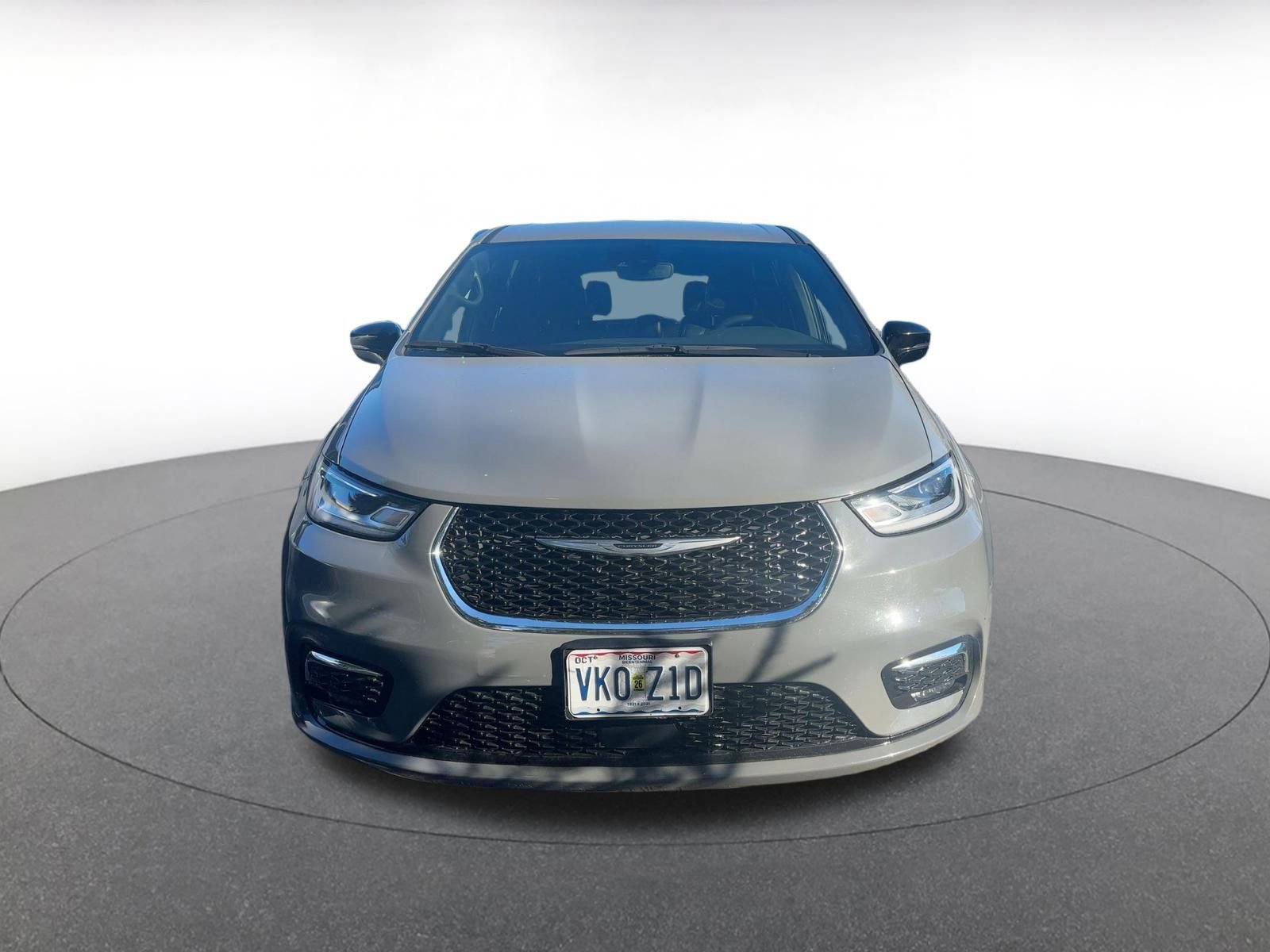 Thumbnail: 2025 Chrysler Pacifica - 2