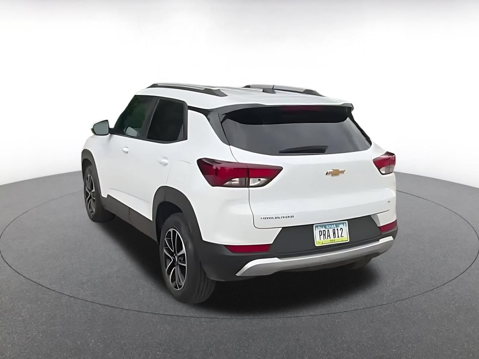 Thumbnail: 2025 Chevrolet TrailBlazer - 10