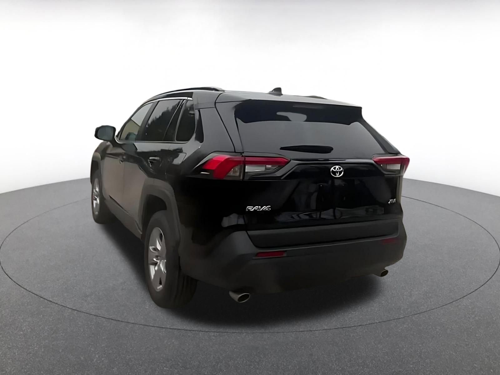 Thumbnail: 2025 Toyota RAV4 - 11