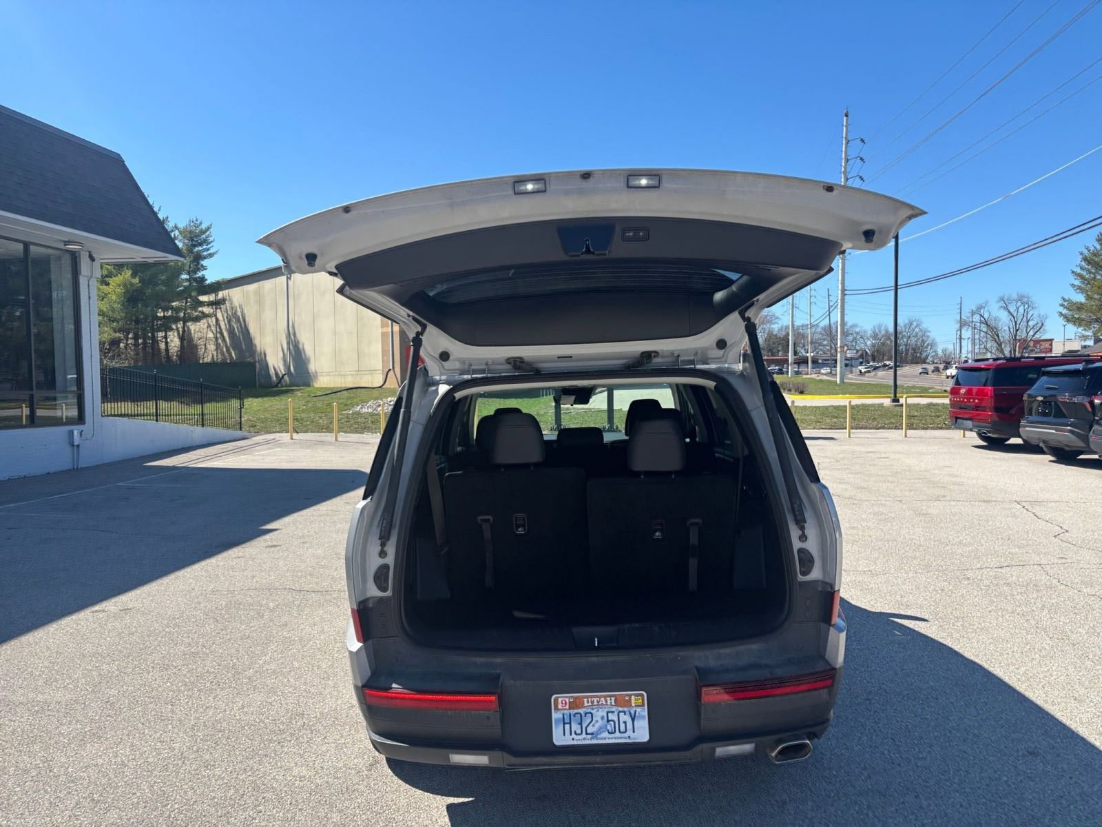 Thumbnail: 2025 Hyundai Santa Fe - 32