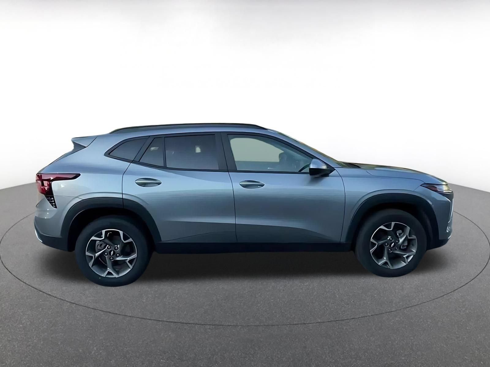 Thumbnail: 2025 Chevrolet Trax - 15