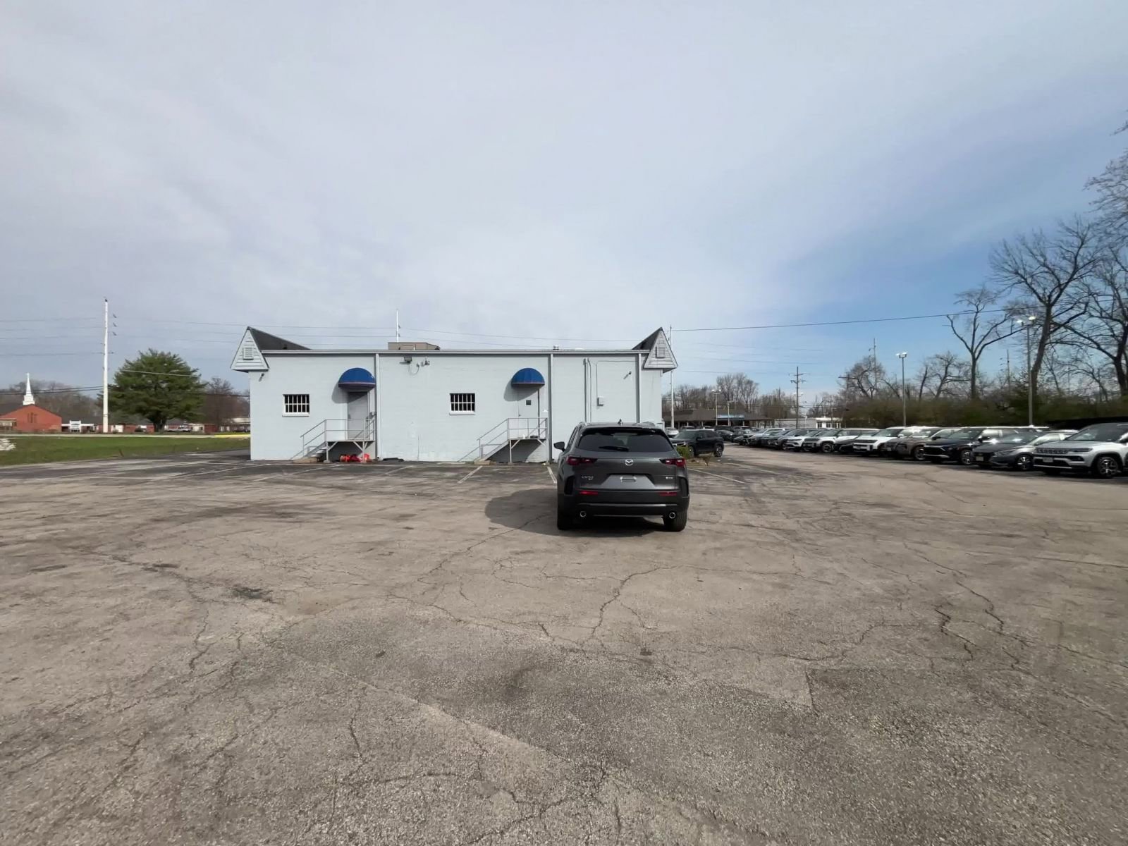 Thumbnail: 2025 Mazda CX-50 - 16