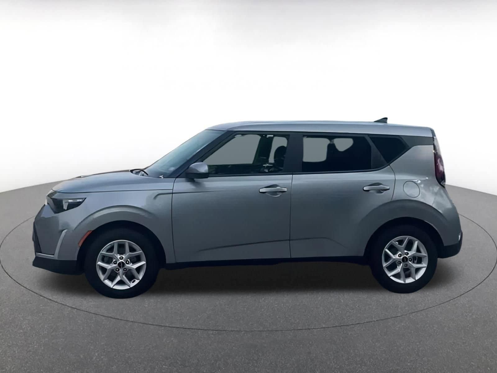 Thumbnail: 2023 Kia Soul - 7
