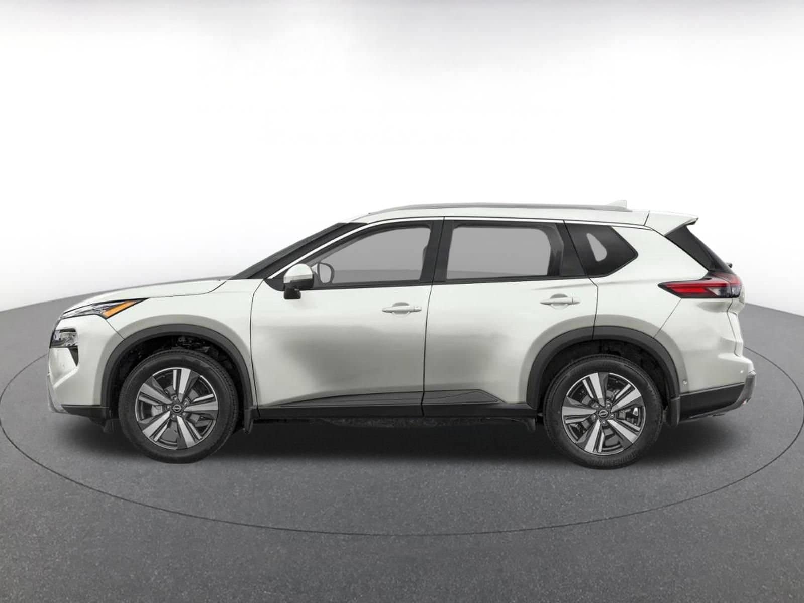 Thumbnail: 2026 Nissan Rogue - 3